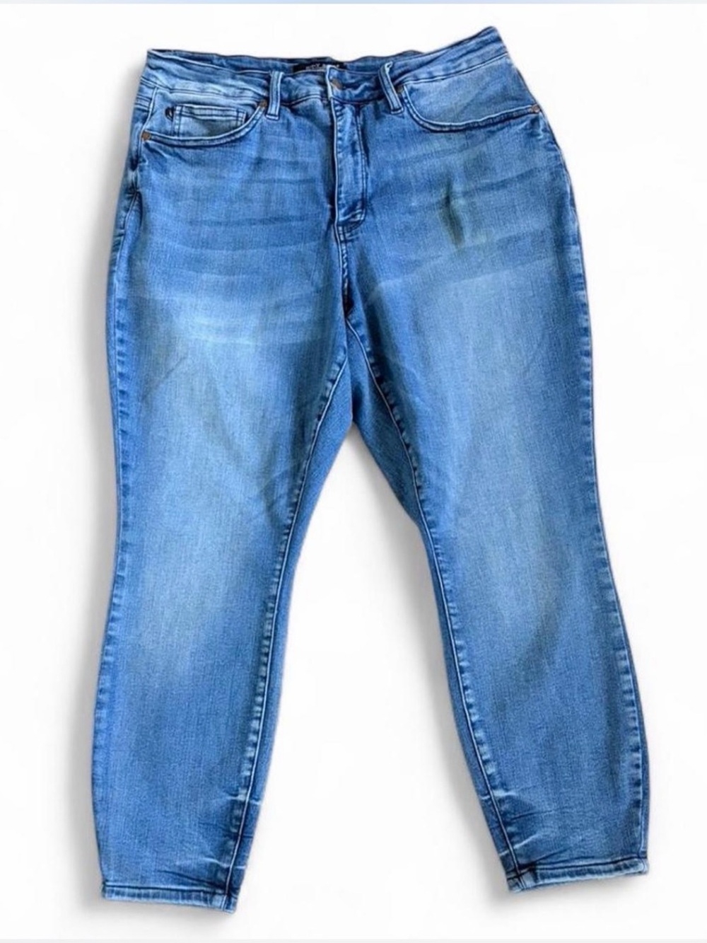 Judy Blue Light Blue Cropped Ankle Jeans